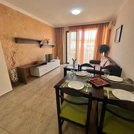 Olymp Aparthotel Свети-Влас