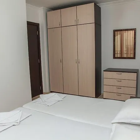 Olymp Apartcomplex 4*