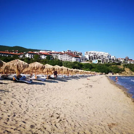 アパートホテル Olymp Apartcomplex 4*