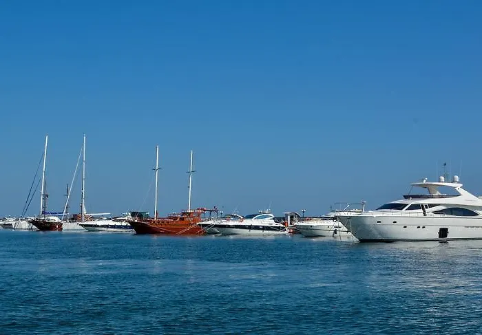 Olymp Apartcomplex 圣弗拉斯