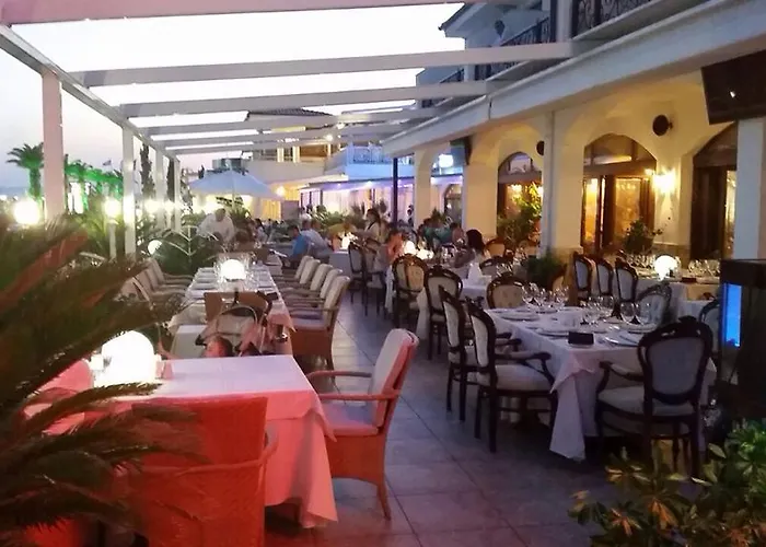 公寓式酒店 Olymp Apartcomplex 4*