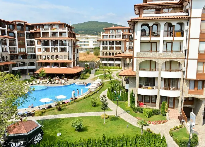 公寓式酒店 Olymp Apartcomplex 4*