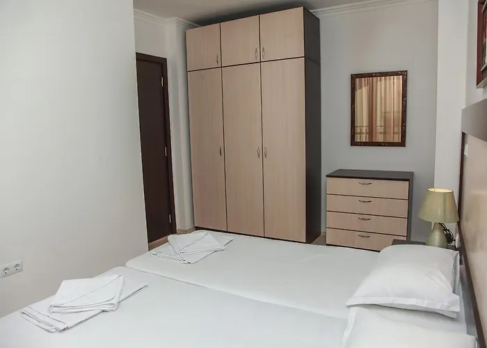 Olymp Apartcomplex 4*